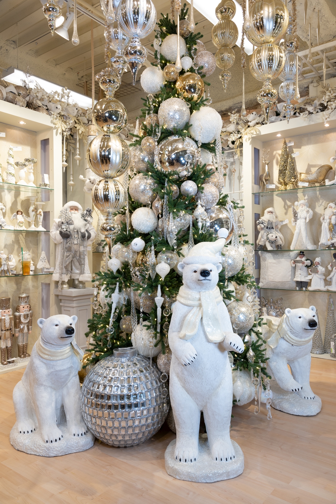 Christmas Showroom Theme Winter White